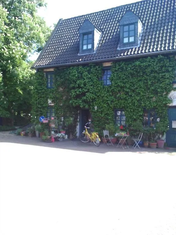Appartamento Der Birkenhof - Birch Court Düsseldorf 0*,